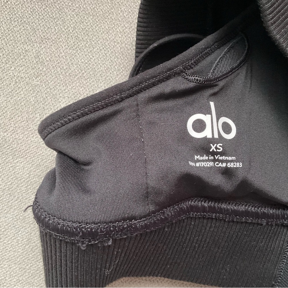 Alo Yoga Alosoft Relay Bra Black/White XS - Picture 6 of 7